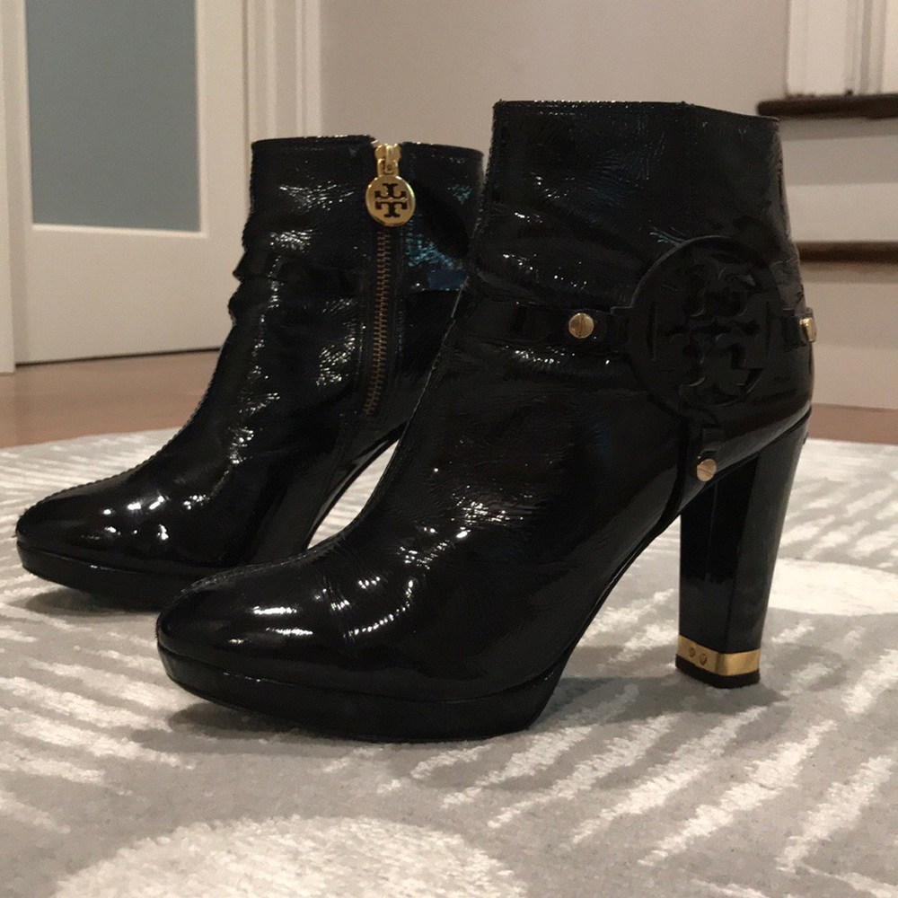 Tory Burch Black Patent Leather Ankle Boots Size 8